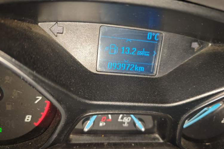 Used Ford Focus 2012 Hatchback 1.6L Manual Fashion Edition
