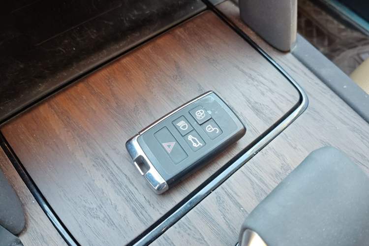 Used Land Rover Discovery Sport 2024 Performance Tech Edition