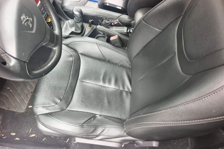 Used Peugeot 308 2014 Enjoy Edition Classic 1.6L Manual Fashion Model Left Front Seat