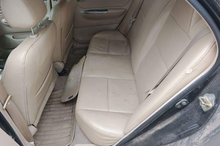 Used BYD F3 2013 Energy-Saving Edition 1.5L Manual Standard Model