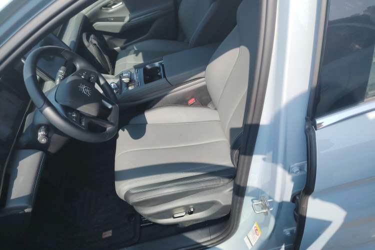 Used BYD Qin L 2025 DM-i Smart Drive 120KM Superior Model