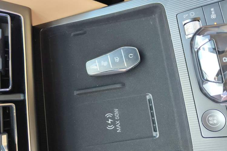 Used BYD Song L DM-i 2024 112 km Beyond Edition