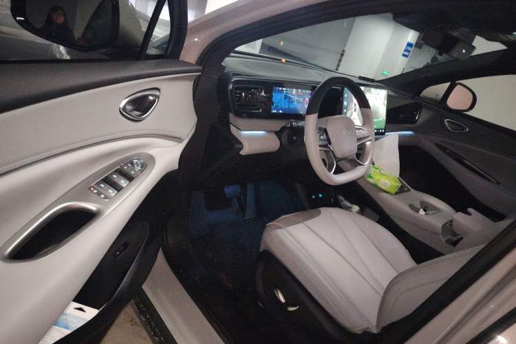 Used BYD Sealion 06 New Energy 2025 Model EV 605 Navigation Pro Edition
