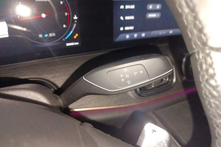 Used Chery Tiggo 9 2023 2.0T Dual-Clutch Two-Wheel Drive Luxury Edition 5 Seats