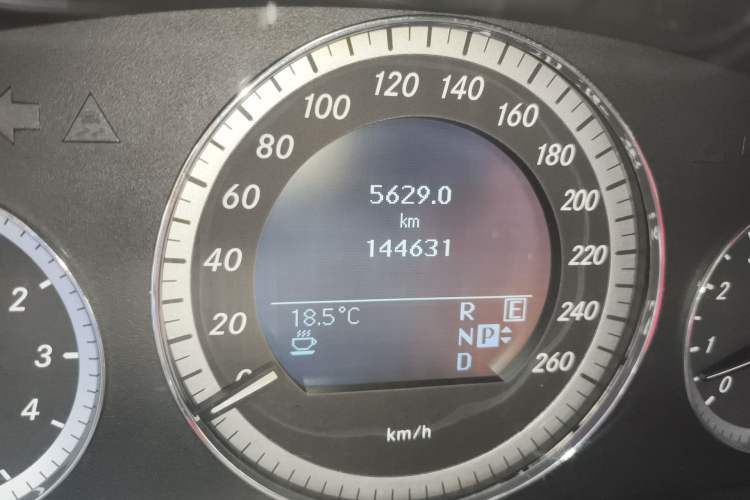 Used Mercedes-Benz E-Class 2011 E 300 L Elegant Model
