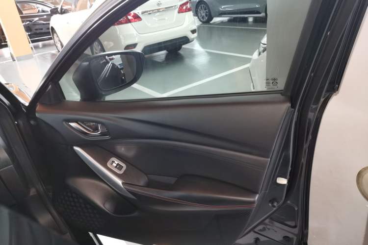 Used Mazda Atenza 2014 2.5L Blue Sky Prestige Edition
