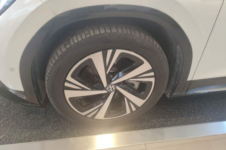 Used Volkswagen ID.6 CROZZ 2022 Long-Range PRO Edition
