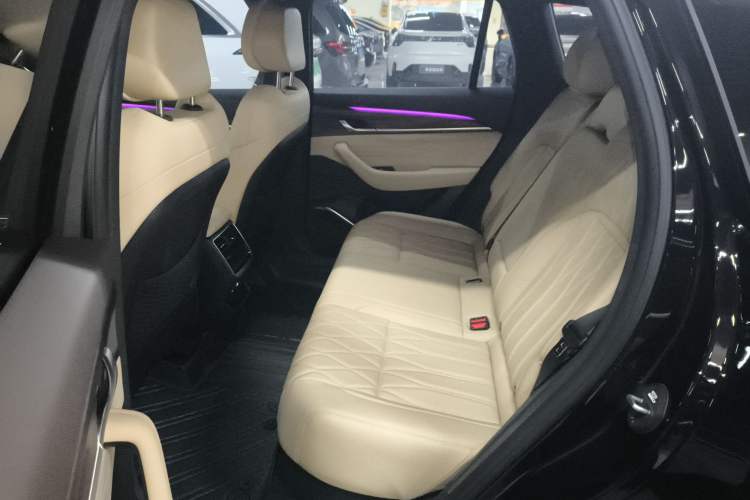 Used Geely Auto Monjaro L 2025 Dongfang Yao 2.0TD Automatic Jinzhao Edition
