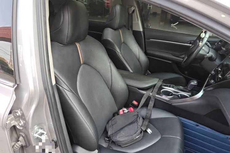 Used Toyota Camry 2021 2.5G Luxury Edition
