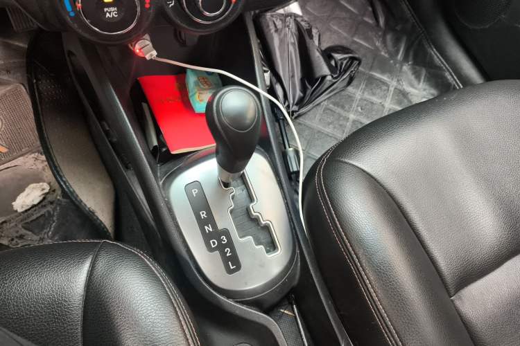 Used Kia K2 2012 Sedan 1.4L Automatic GLS Commemorative Edition