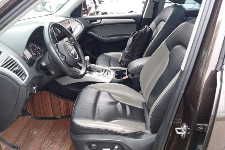 Used Audi Q5 2017 Plus 40 TFSI Technology Model Left Front Seat