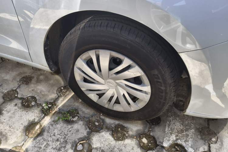 Used Jetta VA3 2020 1.5L Automatic "Upward Life" Edition Right Front Wheel Hub