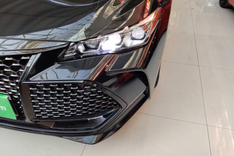 Used Toyota Avalon 2019 2.0L Luxury Edition China VI Standard