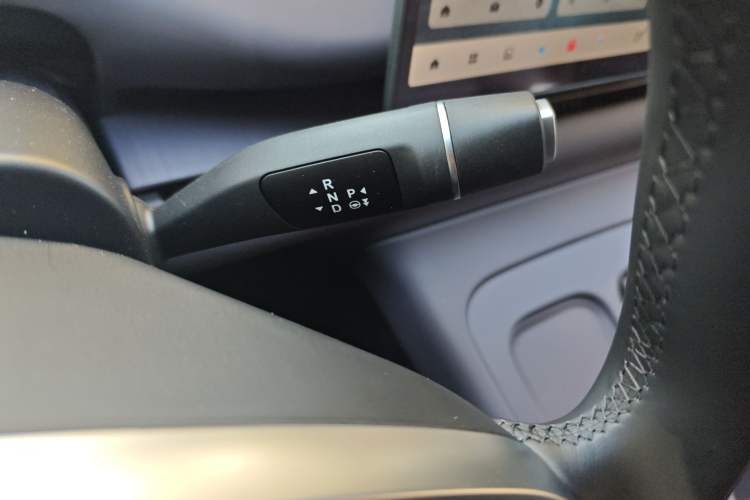 Used Leapmotor C10 2026 530 Comfort Edition Gear Lever