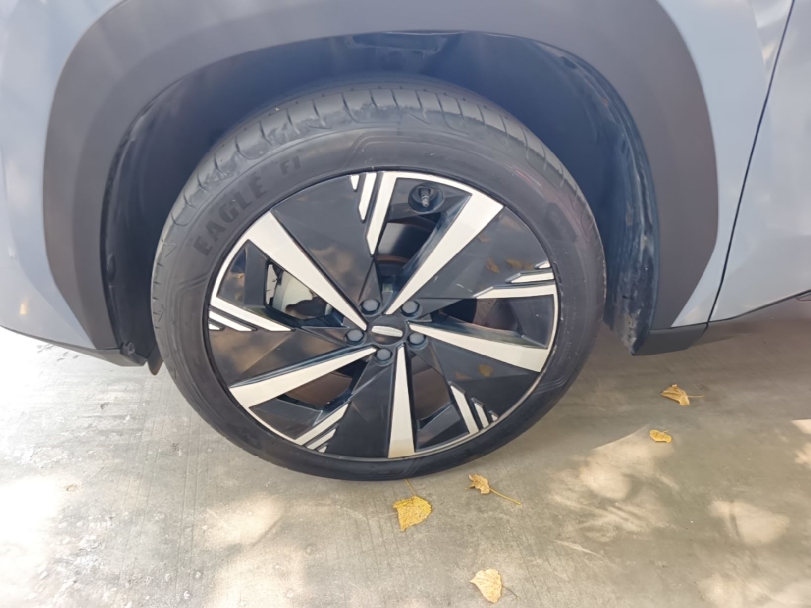 Geely Auto FX11 2023 1.5TD DCT Luxury Version — снимка 10