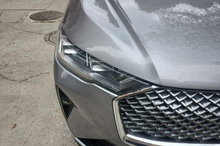 Used Haval H6 2024 1.5T Two-Wheel-Drive Classic Edition
