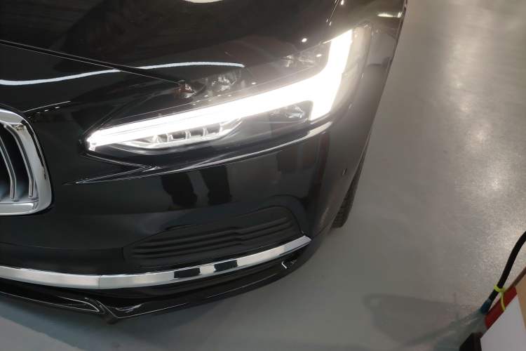 Used Volvo S90 New Energy 2024 Plug-in Hybrid Four-Wheel Drive Long-Range Luxury Smart Edition
