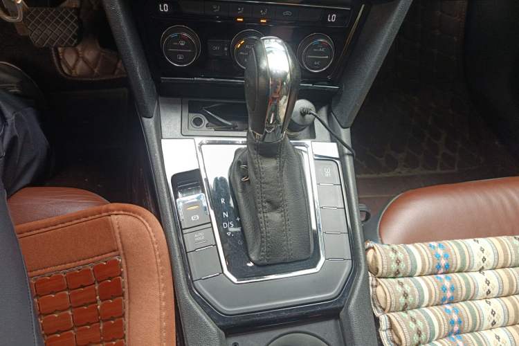 Used Volkswagen Lamando 2015 280TSI DSG Comfort Edition
