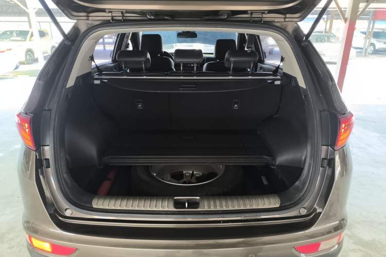 Used Kia KX5 2016 1.6T Automatic Two-Wheel Drive DLX
