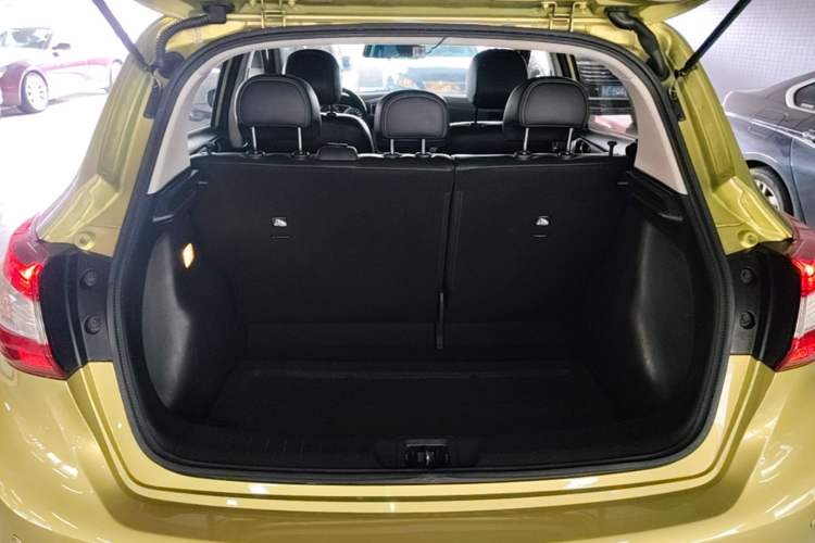 Used Nissan Tiida 2016 1.6L CVT Smart Drive Edition
