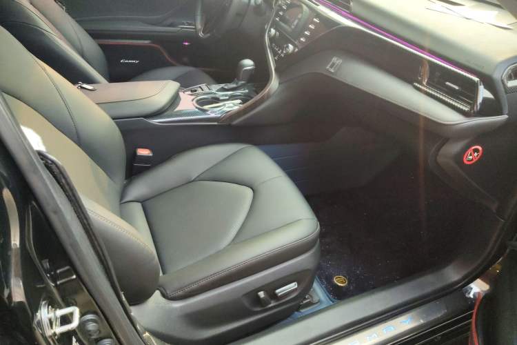 Used Toyota Camry 2018 2.5G Luxury Edition Right Front Seat