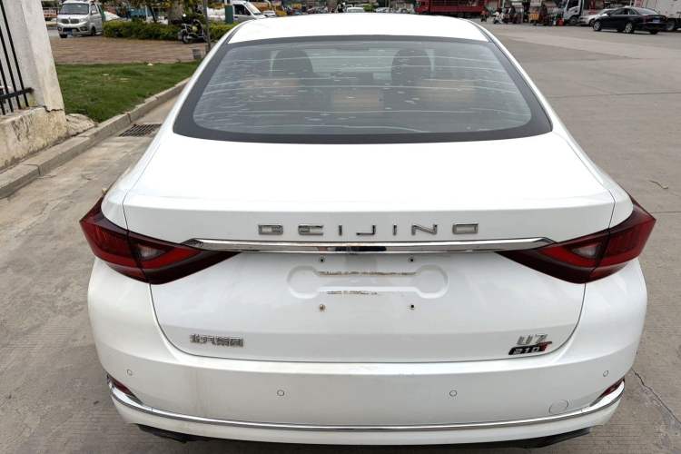 Used BAIC Beijing U7 2019 1.5T CVT New Smart Version China VI Emission Standard
