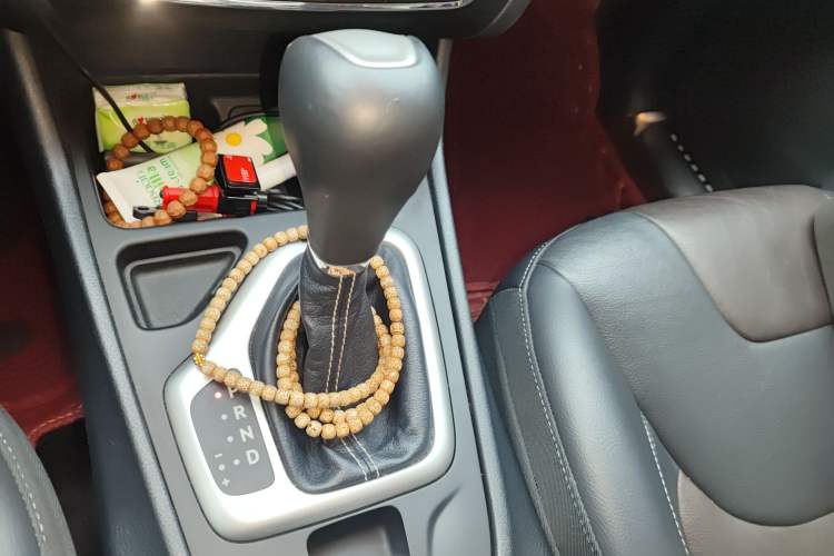 Used Jeep Cherokee 2020 2.0L Two-Wheel Drive Classic Sports Edition