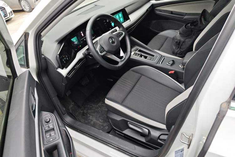 Used Volkswagen Golf 2023 280TSI DSG Pro
