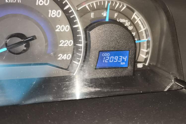 Used Toyota Camry 2015 2.0E Elite Edition
