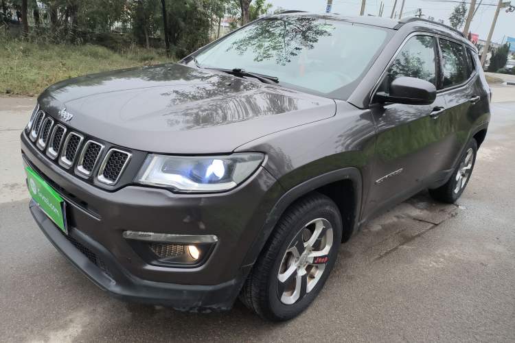 Used Jeep Compass 2017 200T Automatic Family Edition
