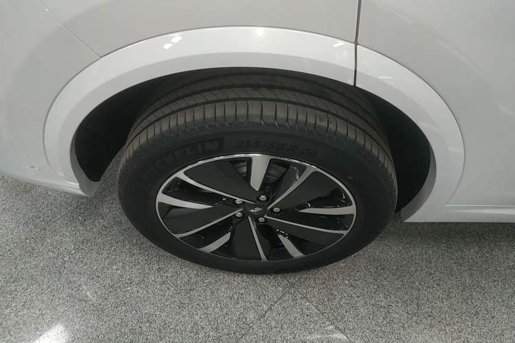 Used Li Auto L7 2025 Pro Smart Refresh Edition