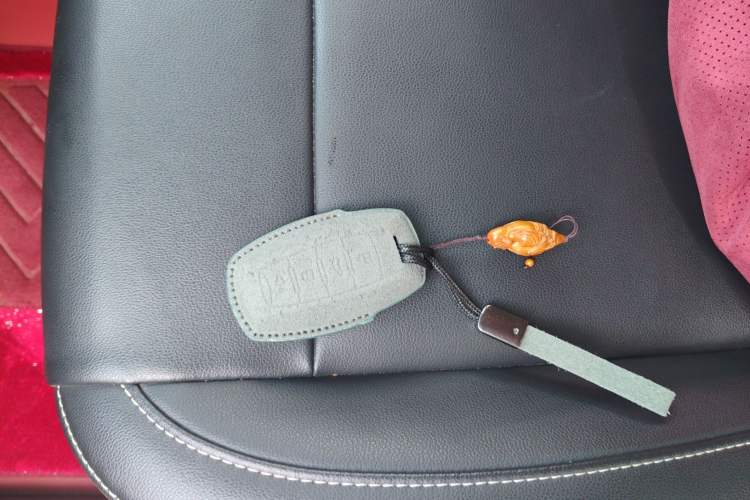 Used ORA White Cat 2022 Xiaoyue Mao Edition 401 km Flagship Model Lithium Ternary
