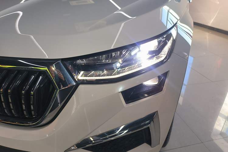 Used Skoda Kodiaq 2022 TSI330 7-Seater Two-Wheel-Drive Luxury Edition
