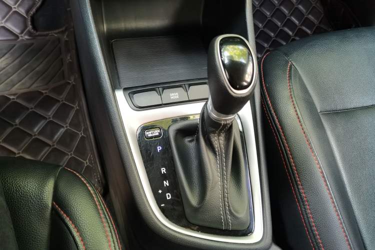 Used Hyundai Celesta 2018 1.6L Automatic GL Enjoyment Version China V Standard