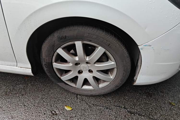 Used Peugeot 308 2013 1.6L Automatic YouShang Model Right Front Wheel Hub