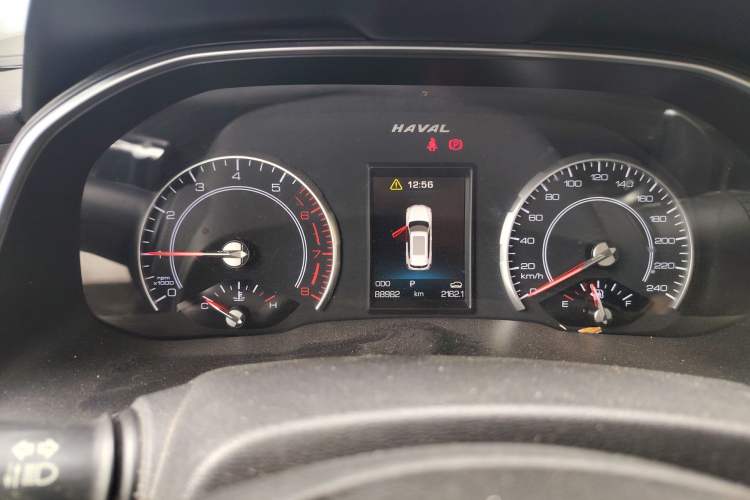 Used Haval H6 2017 Blue Label 2.0T Automatic Two-Wheel Drive Luxury Model
