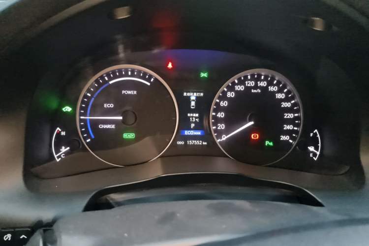 Used Lexus ES 2013 300h Elite Edition
