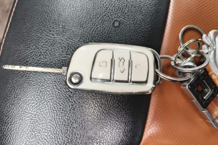 Used JAC Refine S3 2014 1.5L CVT Luxury Smart Model
