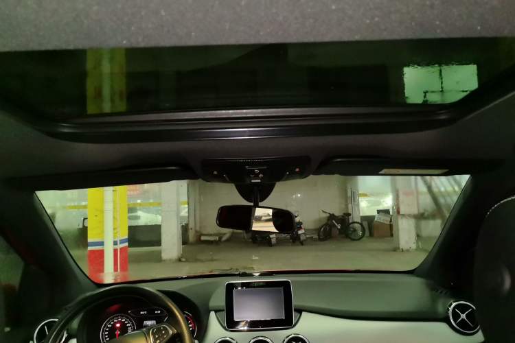 Used Mercedes-Benz B-Class 2015 B 200 Sport Edition Headliner