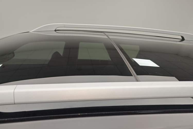 Used Kia KX7 2017 2.0L Automatic 2WD GLS 5-Seater