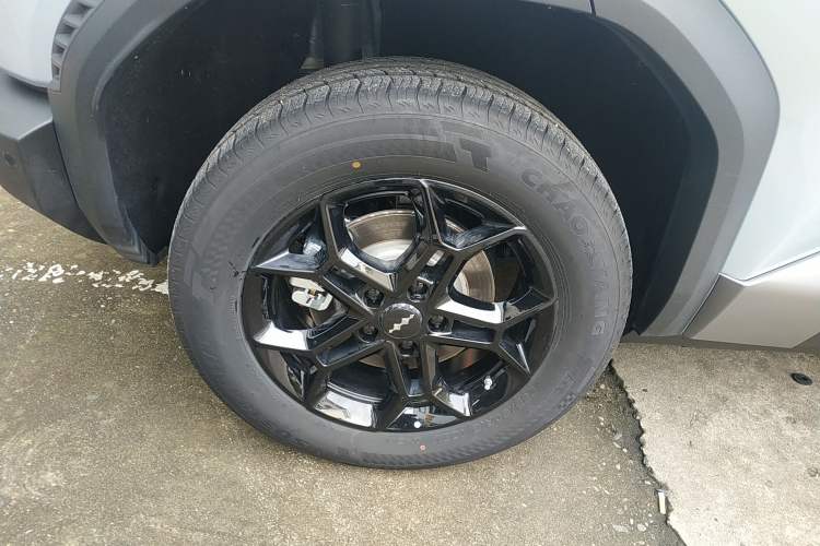 Used Formula Leopard Titanium 3 2025 501 km Range Rear-Wheel Drive Intelligent Driving Max Edition Exterior 8