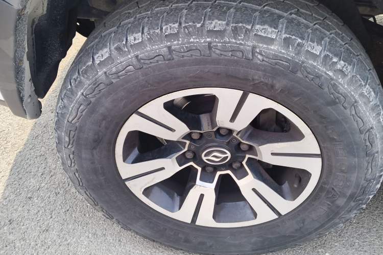 Used Huanghai N3 2017 2.4T Automatic Two-Wheel Drive Sport Edition 4K22D4T