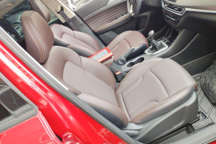 Used CHANGAN CS35PLUS 2018 1.6L Manual Changlian Edition China V Standard