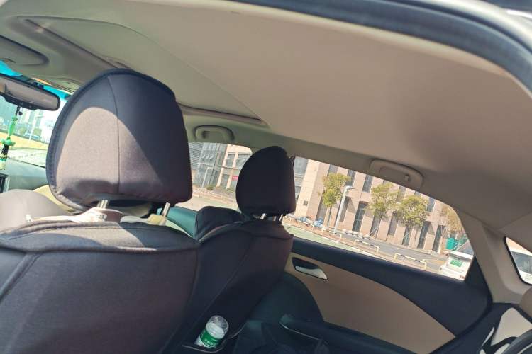 Used Chevrolet Monza 2020 320 Automatic Enjoyment Edition