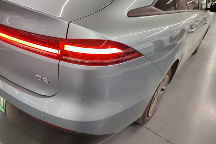 Used Roewe D6 2025 450 km Premium Edition
