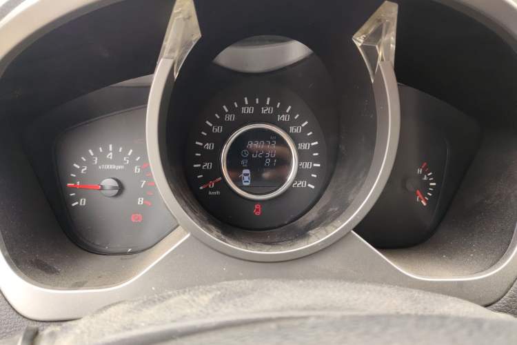 Used Huatai Santa Fe 2017 1.5T Gasoline Manual Two-Wheel-Drive Elite Model