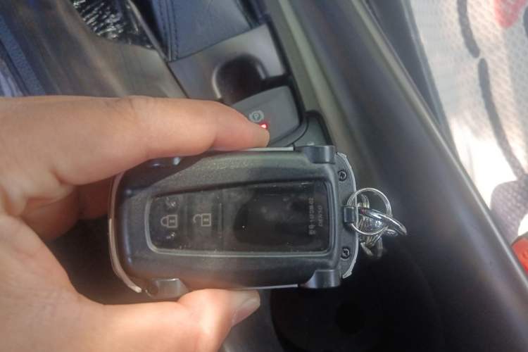 Used Toyota C-HR 2020 2.0L Comfort Edition Vehicle Key