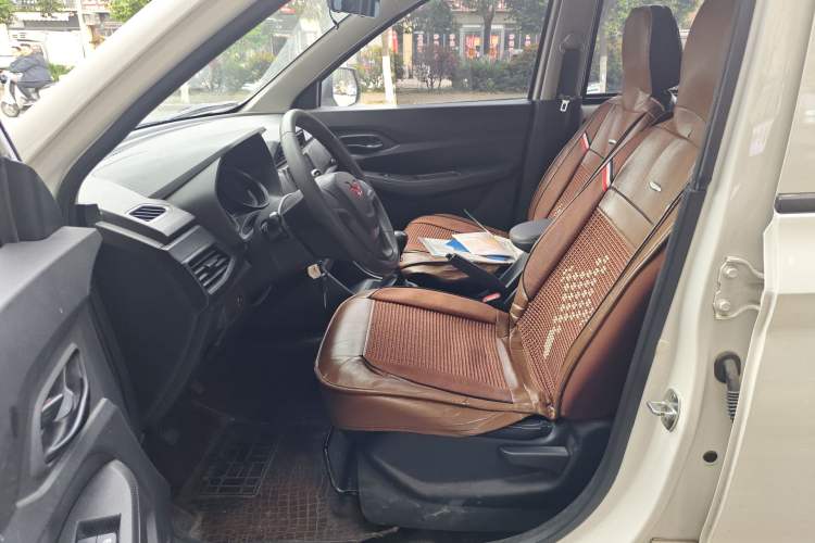 Used Wuling Hongguang 2021 1.5L Revised S Base Version with Electric Power Steering LAR Left Front Seat
