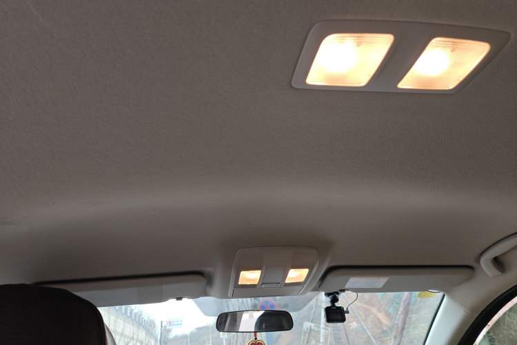 Used Mazda Mazda 3 Axela 2014 Sedan 1.5L Automatic Comfort Model