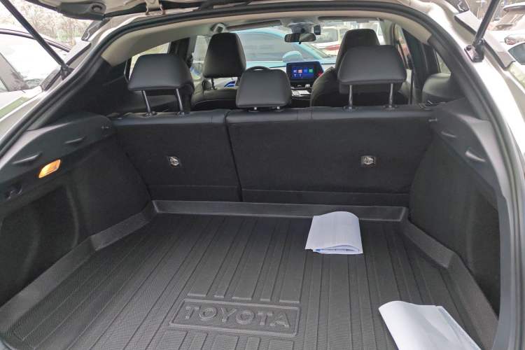 Used Toyota C-HR 2022 2.0L Leading Edition